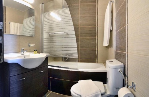 Maleme Hotel | Carisa Maleme