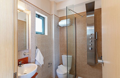 Adelianos Kampos Hotel | Carme Villas