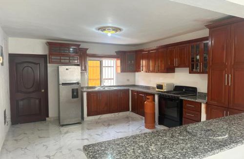 Los Frailes House | Casa amplia 2 plantas - Parking Privado