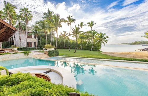 Casa de Campo Villa | Casa Bahia: Casa de Campo’s only 12-Bedroom Ultra-Luxury Beachfront Villa
