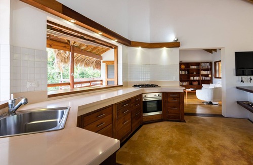 El Limon Villa | Casa Bamboulita - 5 bedroom villa with sea views in the middle of nature