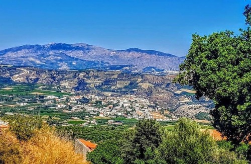 Kerasia House | Casa Benavista - Cretan Holiday Home, Greece