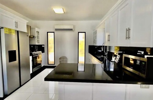 La Mulata Villa | CASA COCO-ELROY Oceanview, Premium 4 Bedroom @ Casa Linda
