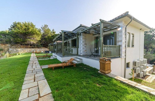 Kali Vrysi Apartment | Casa Dobrescu Katigiorgis 6 Rooms