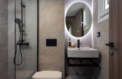 Agios Georgios Bed & Breakfast | Casa Frati Suites & Villas