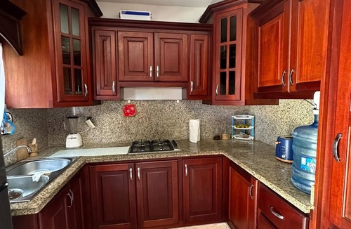 Payita House | Casa Linda: 10 Mins to Beach and lagoon with AC and Free Parking