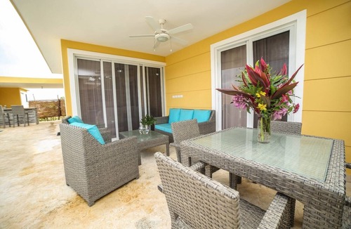La Mulata Villa | CASA LINDA #917 THE KING OF 2 BEDROOMS.Pool/Maid