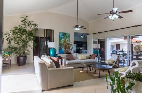 La Mulata Villa | Casa Linda Private 3 bedroom, 3 bath Villa sleeps 2-6 guest