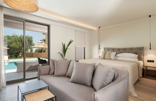 Agia Marina Bed & Breakfast | Casa Nostos
