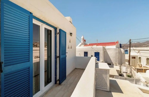 Little Venice House | Casa Paraportiani House sea view in the heart of the Old Port mykonos Cityhall