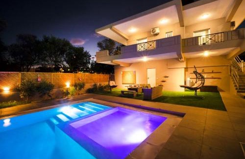 Galatas House | Casa Regno