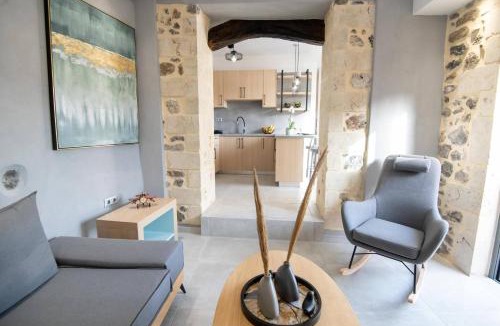 Spilion Apartment | Casa Teo, By Hellocrete