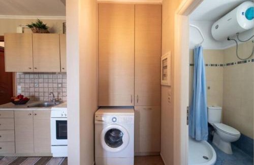 Lefkada Town Apartment | Casa Vardani Modern Central Apartments
