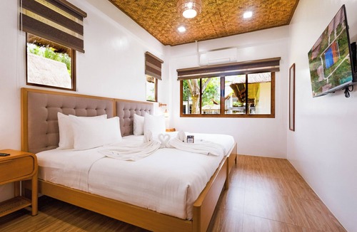 San Francisco Island Resort | Casa Verde Cliff Resort and Spa