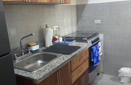 Paraiso Apartment | Casita Linda - Beachfront 3 Bed 1 Bath, AC, Hot Water, Wi-fi, near Los Patos