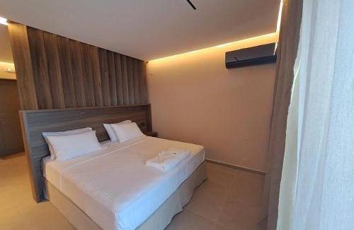 Loutro House | Castella Luxe