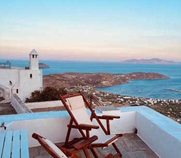 Serifos House | Castle Seaview