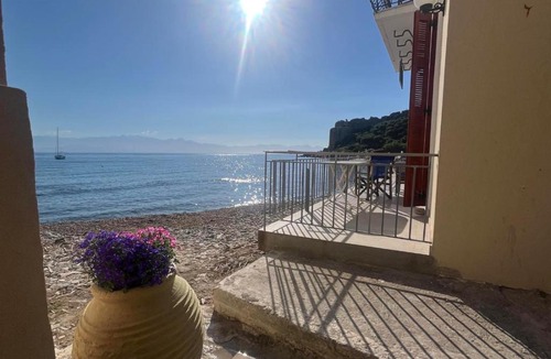 Koroni Hotel | Castle View Serenity
