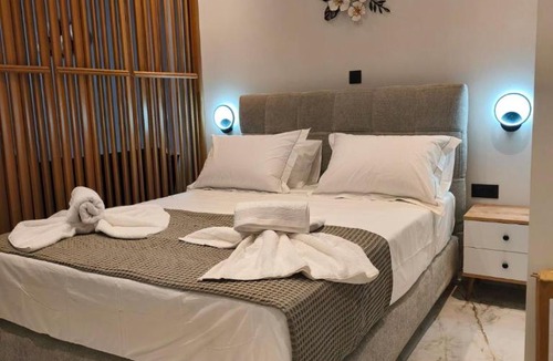 Koroni Hotel | Castle View Serenity Square