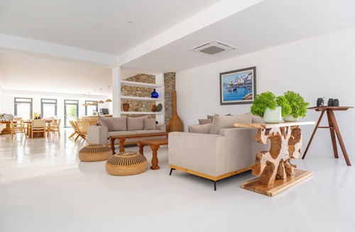 Piso Livadi Hotel | CAVO PISO LIVADI