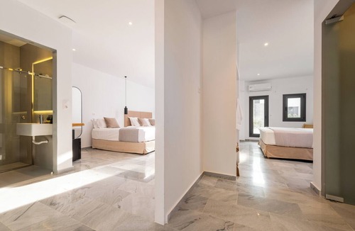 Piso Livadi Hotel | CAVO PISO LIVADI