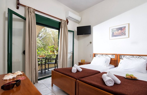 Limenas Chersonisou Apartment | Central Cozy Apartment 150m from sandy beach!