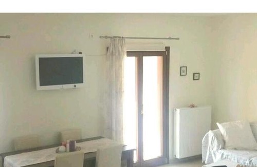 Filoti House | Central, fully equipped, 2 bedrooms, great view, wifi