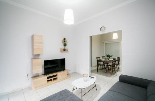 Volos City Centre Apartment | Central Guests Apartment