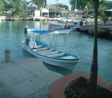 Los Melones Bed & Breakfast | Central Rooms Bayahibe