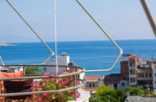Himare Apartment | central sunset view