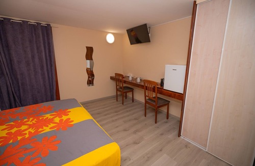 Bora Bora Hotel | Chambre double supérieure et salle de bain privée