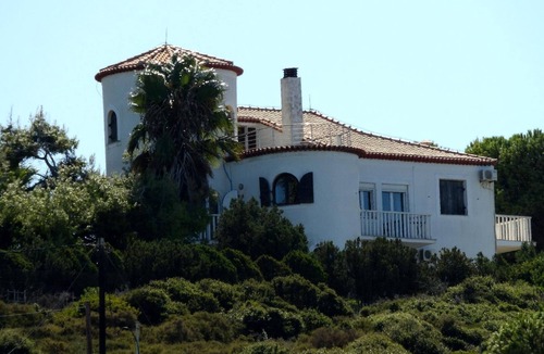 Pylos-Nestoras House | Charly Point Villa