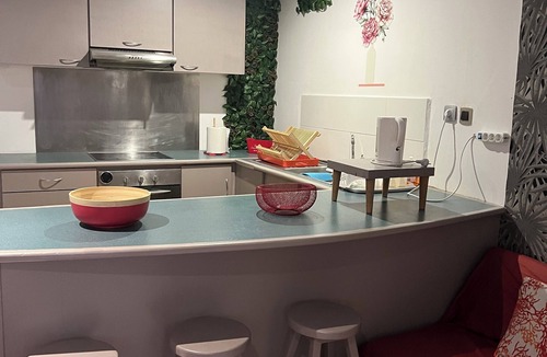 Pa'ofa'i Apartment | Charming 1-bedroom apartment with WiFi, AC in enjoyable Papeete