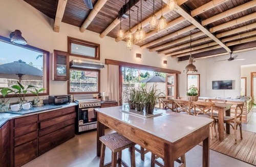 Kutuh Kaja Villa | Charming 2 Bedroom Bamboo Villa, Ubud
