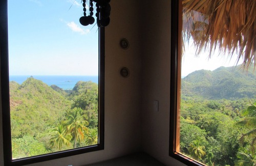 Puerto Bahia Other | Charming 2-bedroom farmhouse in enchanting El Limón with WiFi