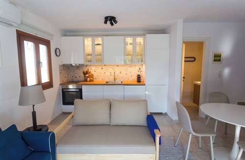 Kassandra Villa | Charming Beach Villa - walk to beach - 10 sleeps