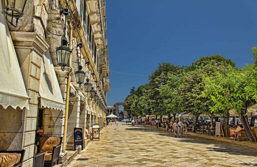 Corfu Town Apartment | Charming Central Corfu Apartment in Old Town