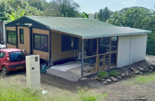 Bora Bora House | 🌿 Charming contemporary home surrounded by nature