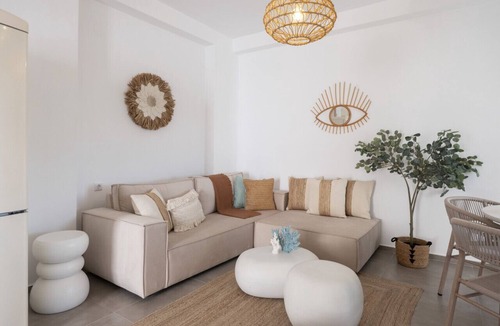 Pounta House | Charming House Near Pounda Beach & Kite Surfing Spot