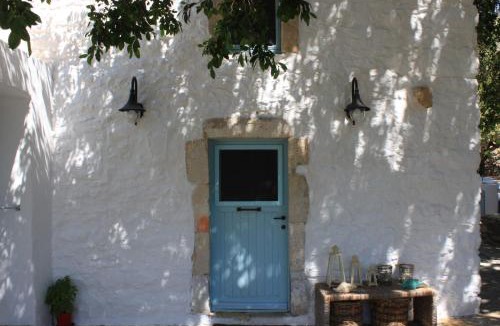 Alinda House | Charming Leros Hideaway | Serenity & Privacy