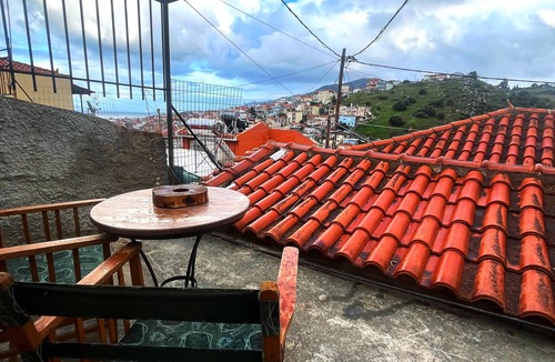 Mytilene House | Charming Retro-Style House with Authentic Hospitality in Lesvos