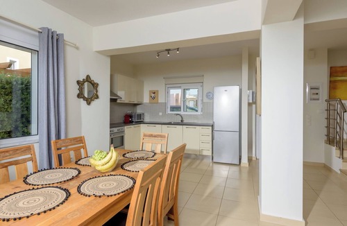 Chorafakia Villa | Charming&Specious 2-bedroom Villa Thymus, Beautiful Pool&Garden, Fast WI-Fi, AC