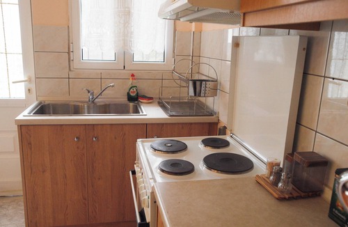 Trikala Apartment | Charming Trikala Apartment With Garden & Central Heating