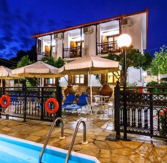 Platania Apartment | Charoula