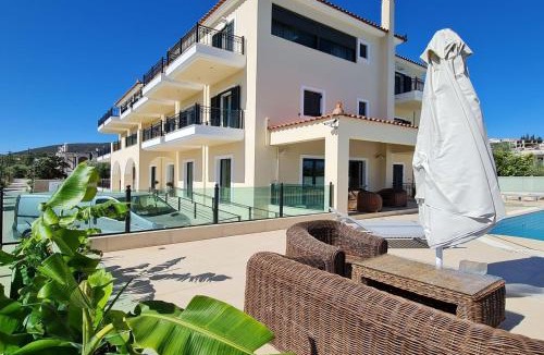 Mavrovouni Hotel | Chateau de Georges
