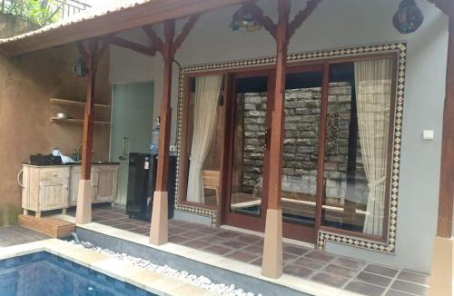 Andong Apartment | Cheerful 1 bedroom private house with pool in ubud