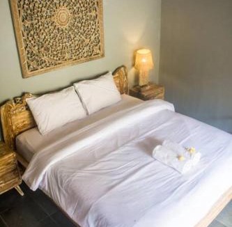 Andong Apartment | Cheerful 1 bedroom private house with pool in ubud