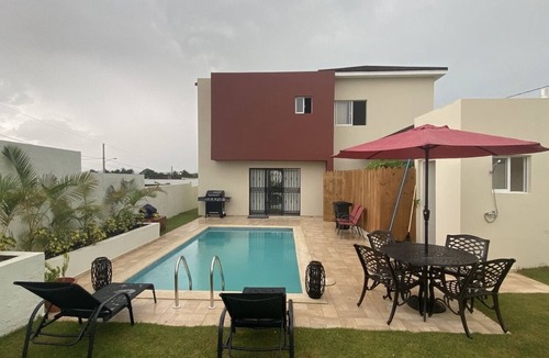 Munoz Villa | Cheerful 4 bedroom villa with a pool. 10 minutes away from the boulevard