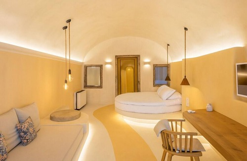 Firostefani Hotel | Chic Hotel Santorini