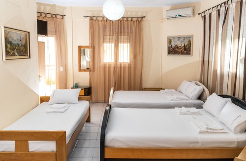 Kallithea House | Chris Apartments